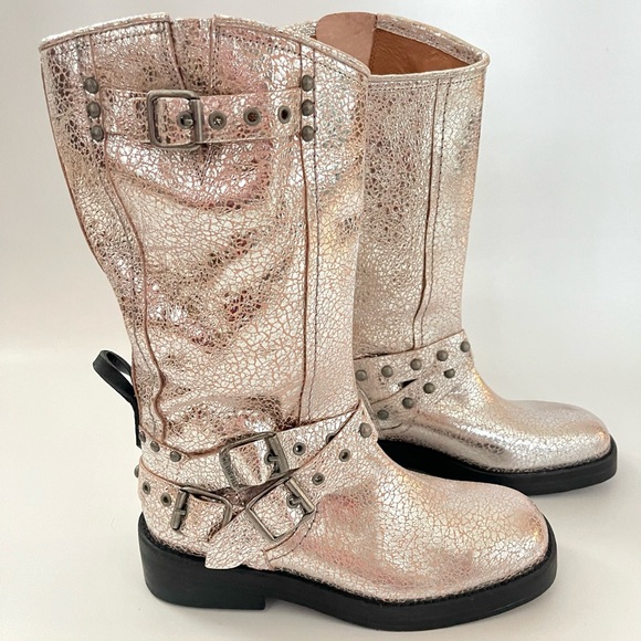 NIB Free People WTF Janey Engineer Boots in Silver Size 9 - Picture 4 of 12